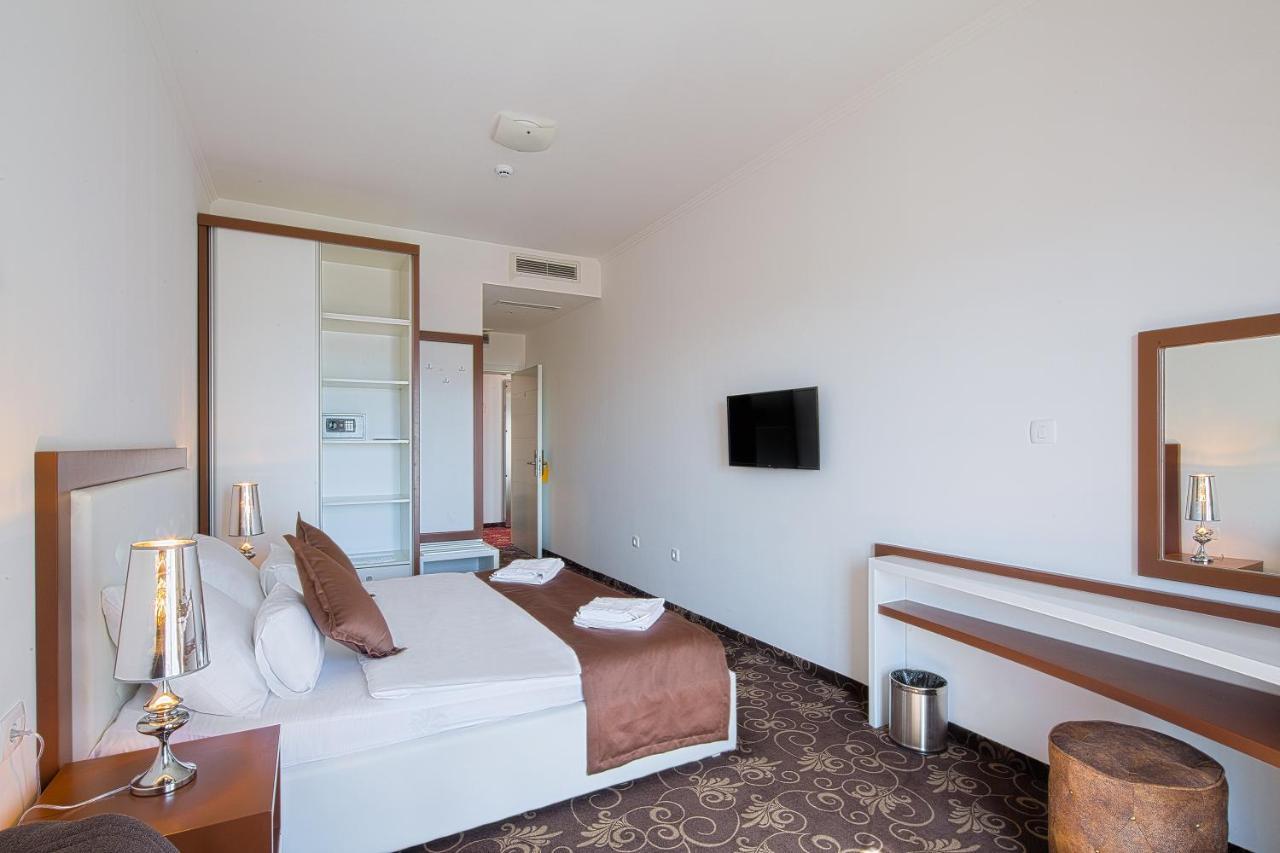 Hotel Pozzo 부드바 외부 사진